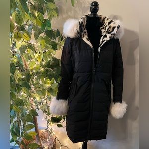 ADORABLE Puffer coat with Leopard print interior. Beautiful and warm!